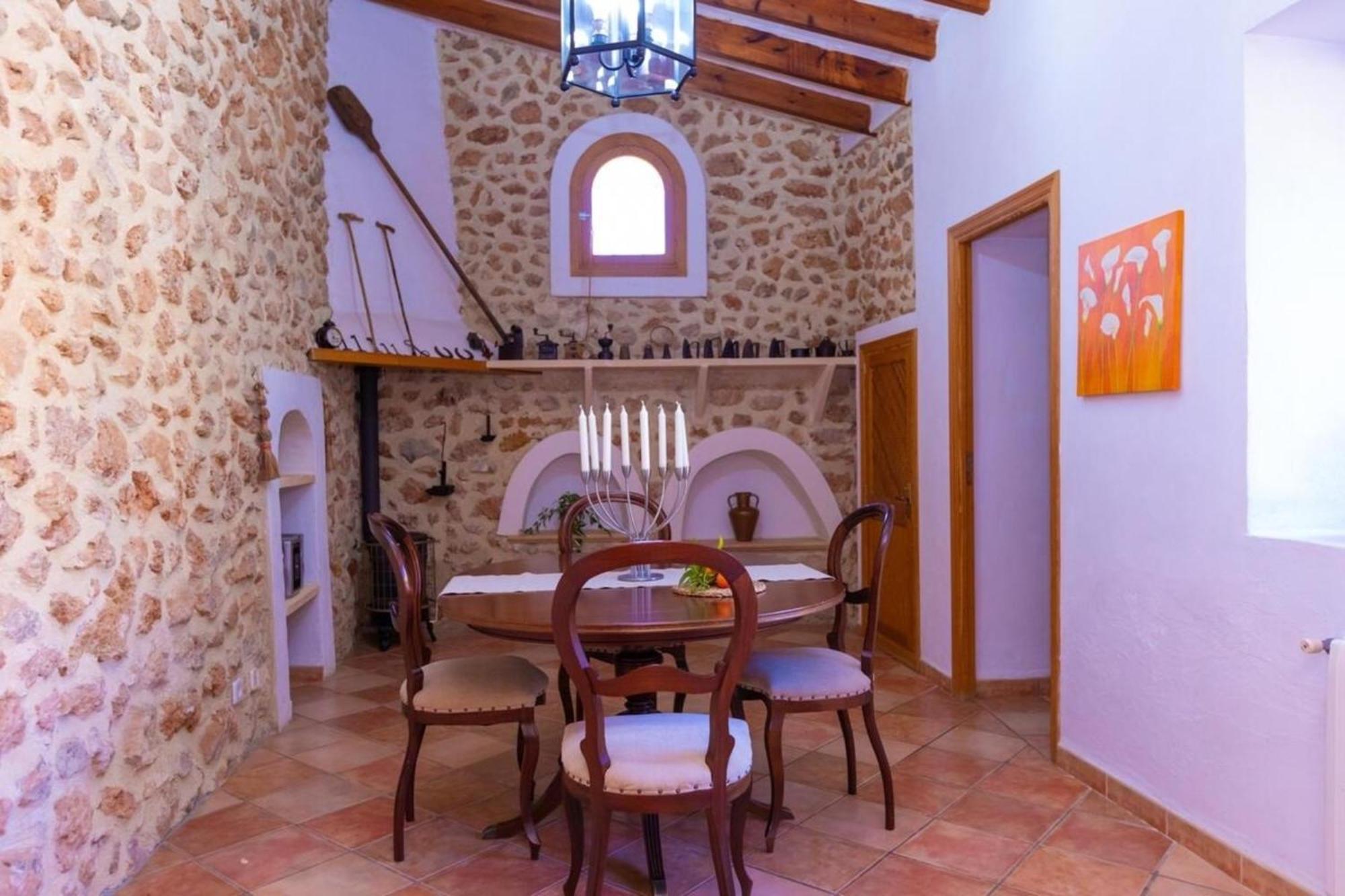 Ferienhaus Gemuetliches In Alar Mit Privatem Pool